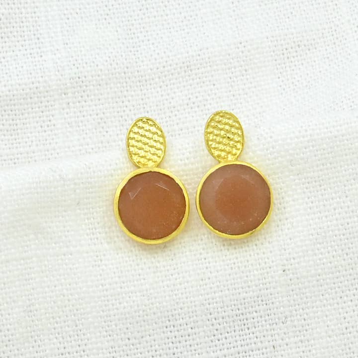 Schmuckoo Berlin – wholesale Stud/post earrings – Marika Stud Earring Gold Silver 925 - Peach Moonstone2