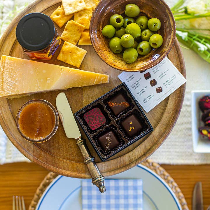 MECHA Chocolate - Wholesale Chocolate Box - White Wine Box (4 pieces)2