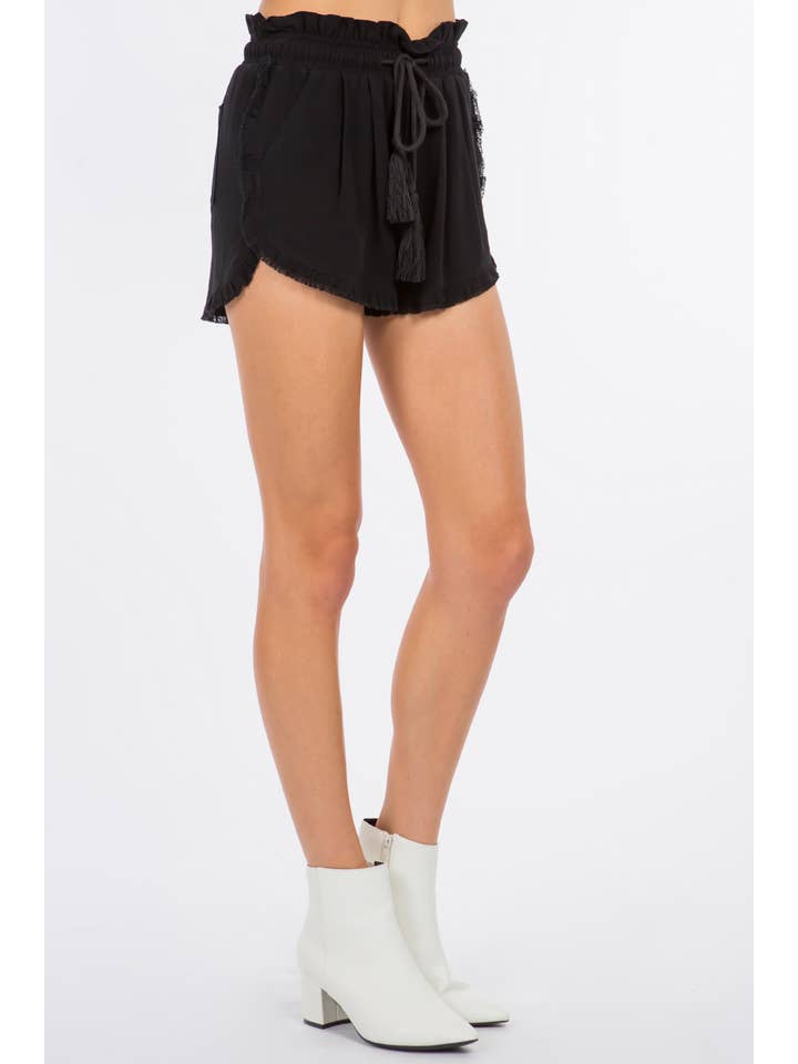 Whiteroom+Cactus – Großhandel Shorts – Damen – Shorts mit Quasten - SCHWARZ