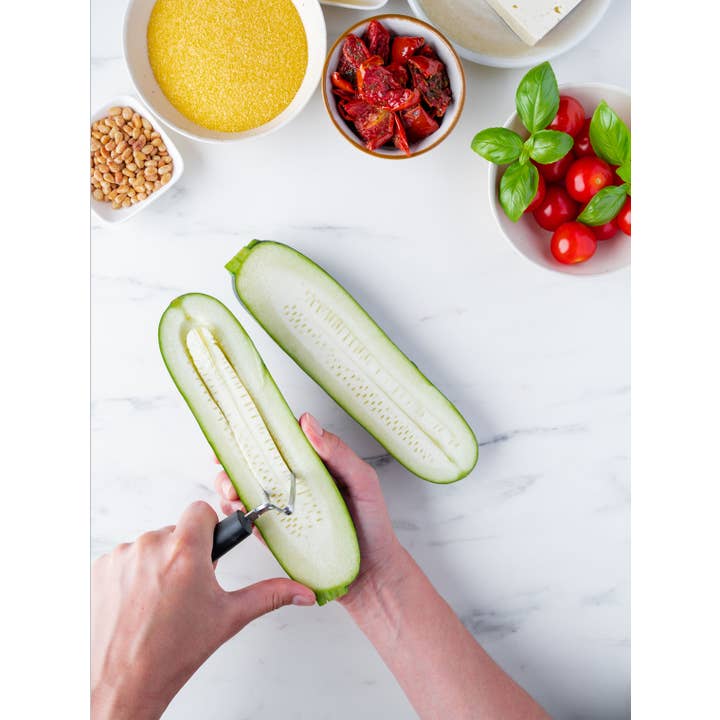 Ventures Int'l Products Inc. - Wholesale Kitchen Tool/Gadget - TRIANGLE® Green Grip® Fruits and Veggies Corer8