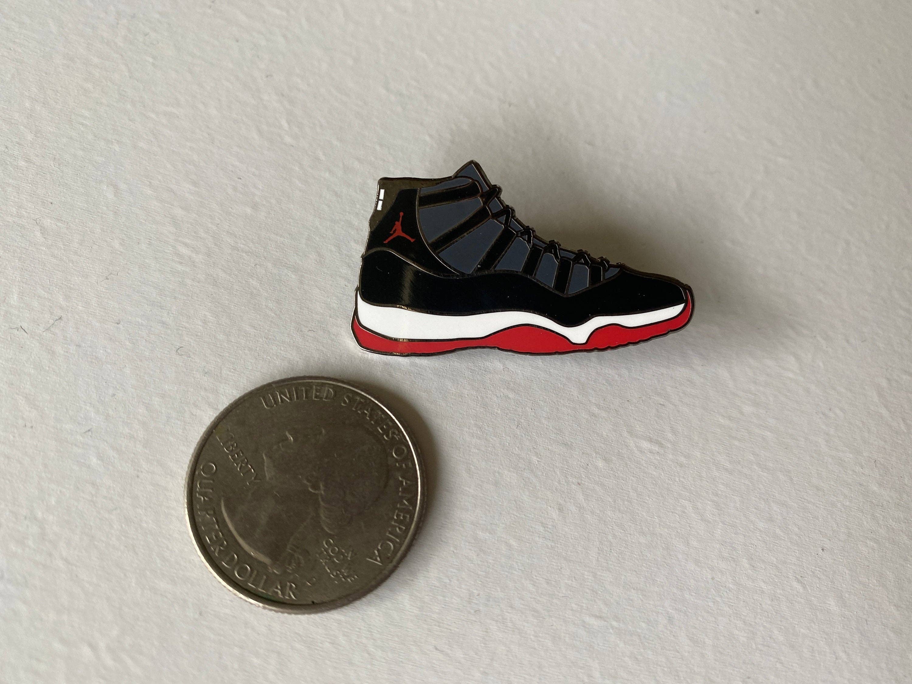 Hype Pins - Wholesale Lapel Pin/Button - Air Jordan 11 | Bred1