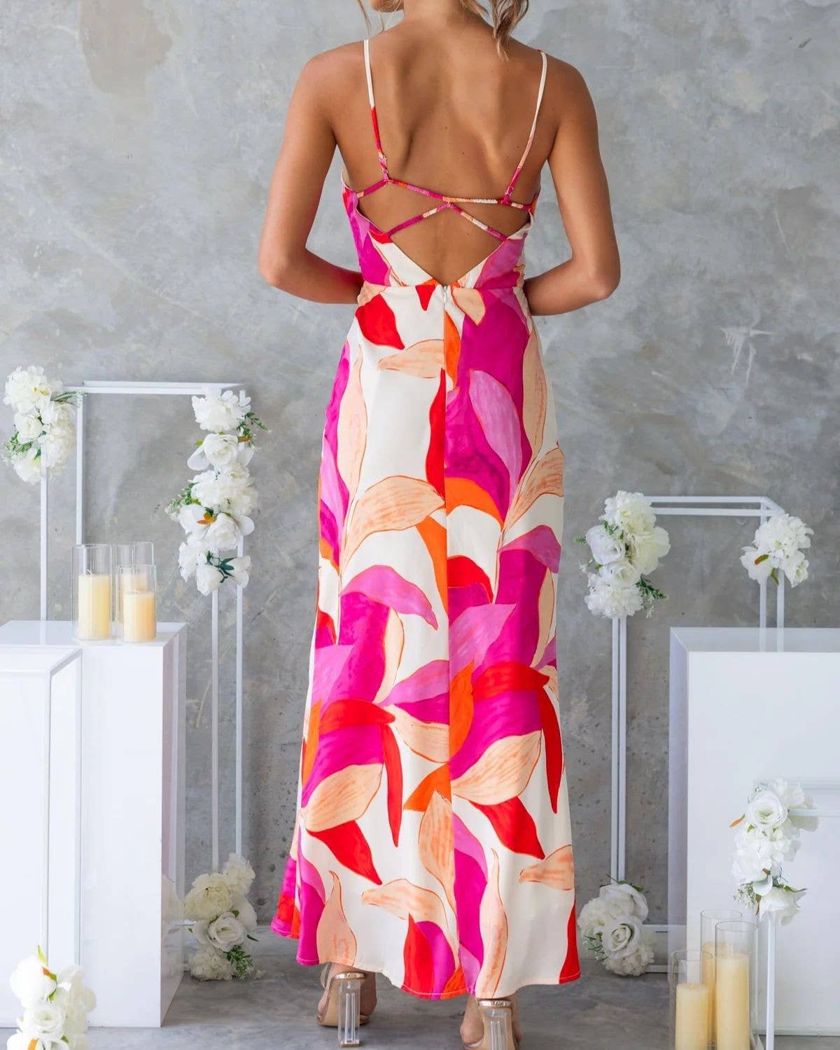 Rosa Clothing - Wholesale Dress - Women's - Fashion Floral Print Sleeveless Backless Dress4