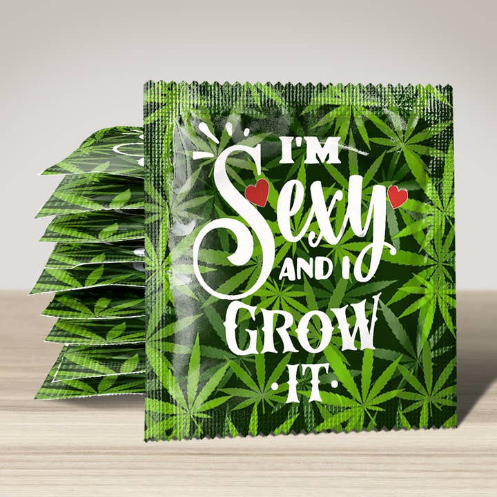 CALLVIN - Wholesale Gag Gift/Novelty Gift - I'm Sexy And I Grow It - Cannabis Condom