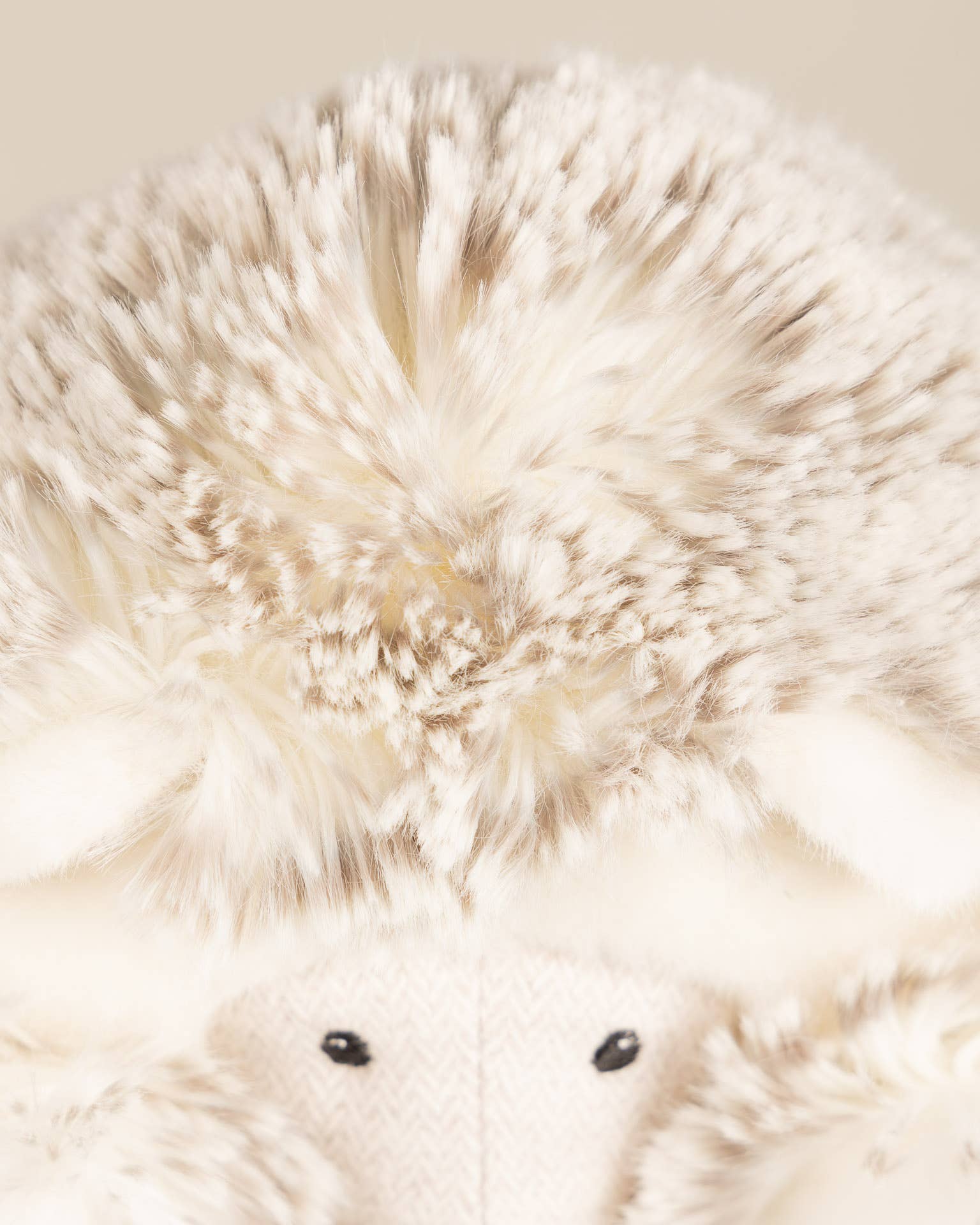 Pamplemousse Peluches – Engroshandel Plyslegetøj - Børn og baby – Winston pindsvin bamse3