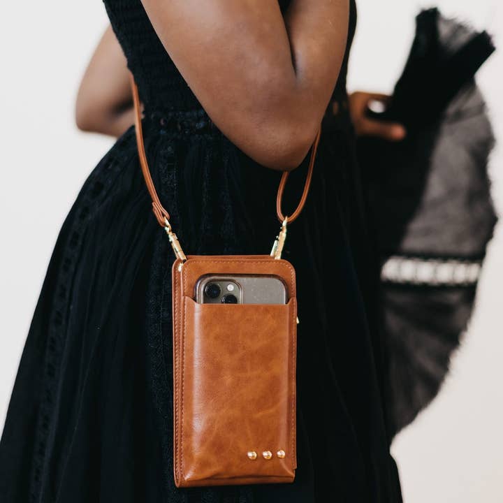 Pretty Simple - Wholesale Phone Wallet - Women's - Double Duty Phone Bag