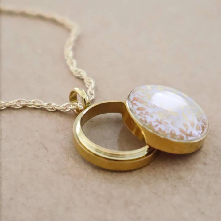 The Blooming Thread - Wholesale Locket Necklace - Gold Leaf Capsule Locket - Keepsake Memorial2