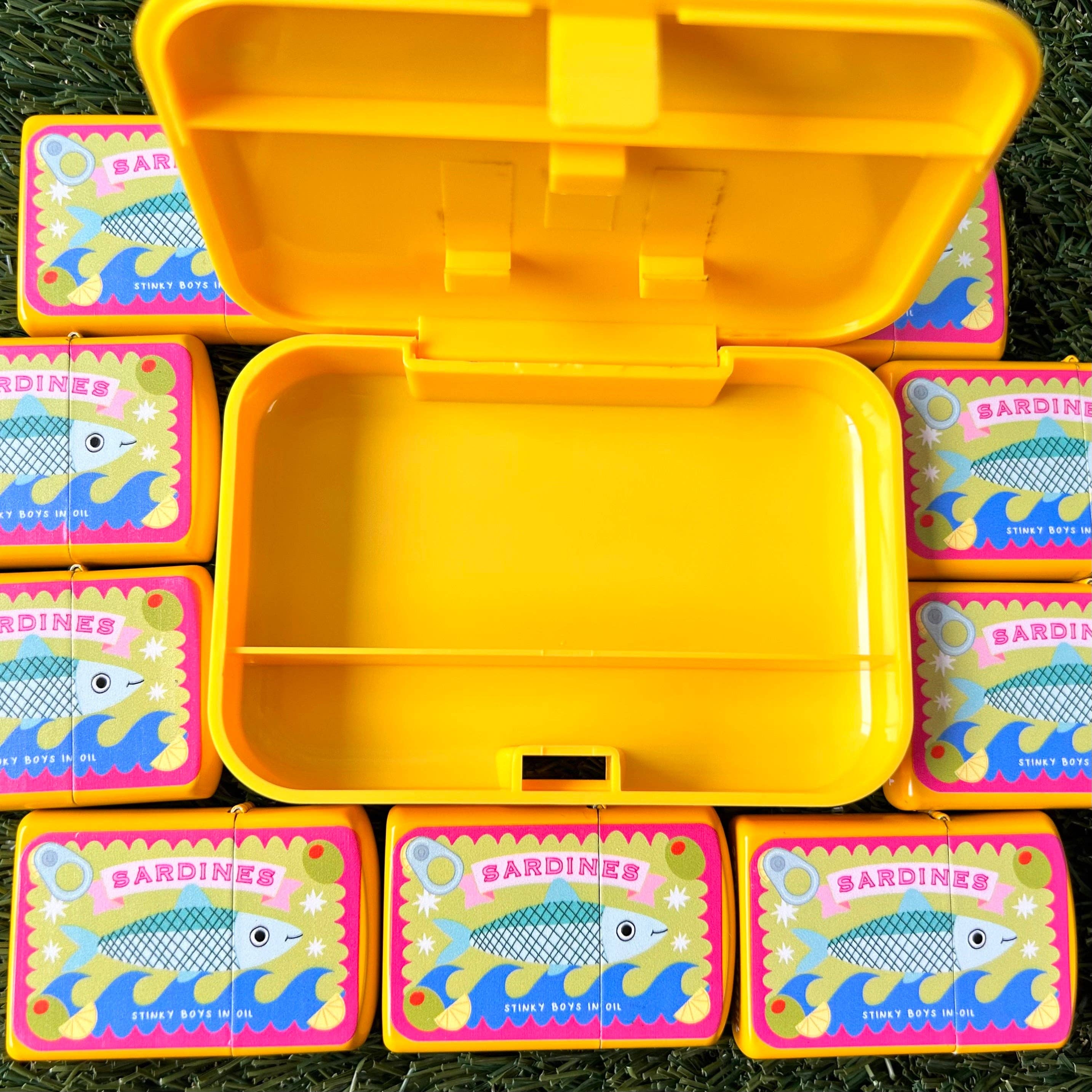 The Peach Fuzz – wholesale Prydnadslåda – Sardin Stash Box5