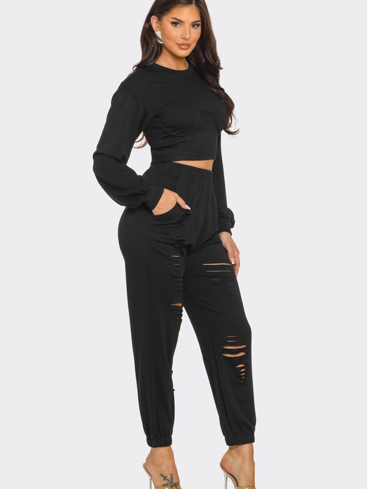 Julia by LoveJ – Großhandel Set aus Oberteil und Hose (NICHT Loungewear) – Damen – Set aus festem Top mit Rundhalsausschnitt und lasergeschnittener Hose14