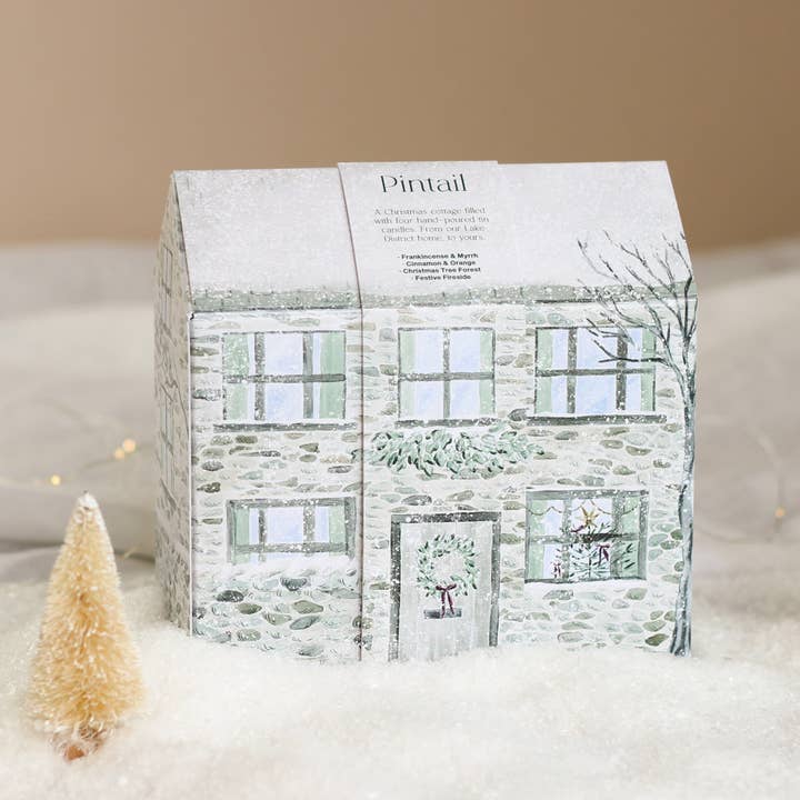 Pintail Candles | Avalon Home - Vente Bougies de voyage - Coffret cadeau The Holiday Cottage avec bougies de Noël (lot de 6)2