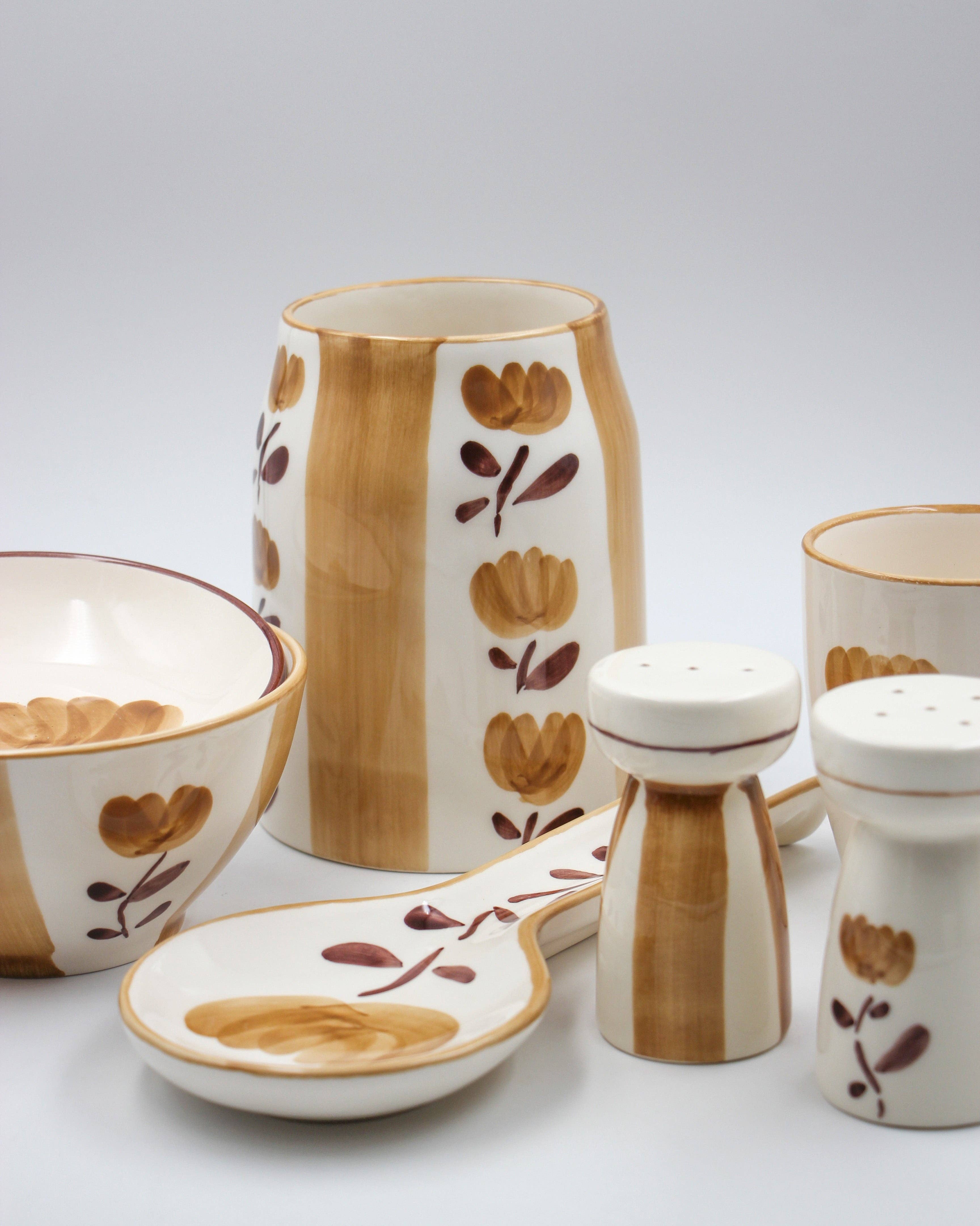 Pó de Barro - Wholesale Salt & Pepper Shaker Set - Dolce Latte Ceramic Salt & Pepper Shaker Set4