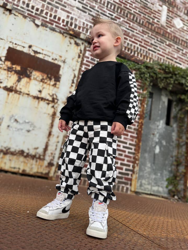 Smiley Daze - Wholesale Pants - Kids - SD CHECKERED • CARGO SWEATPANTS 2.09