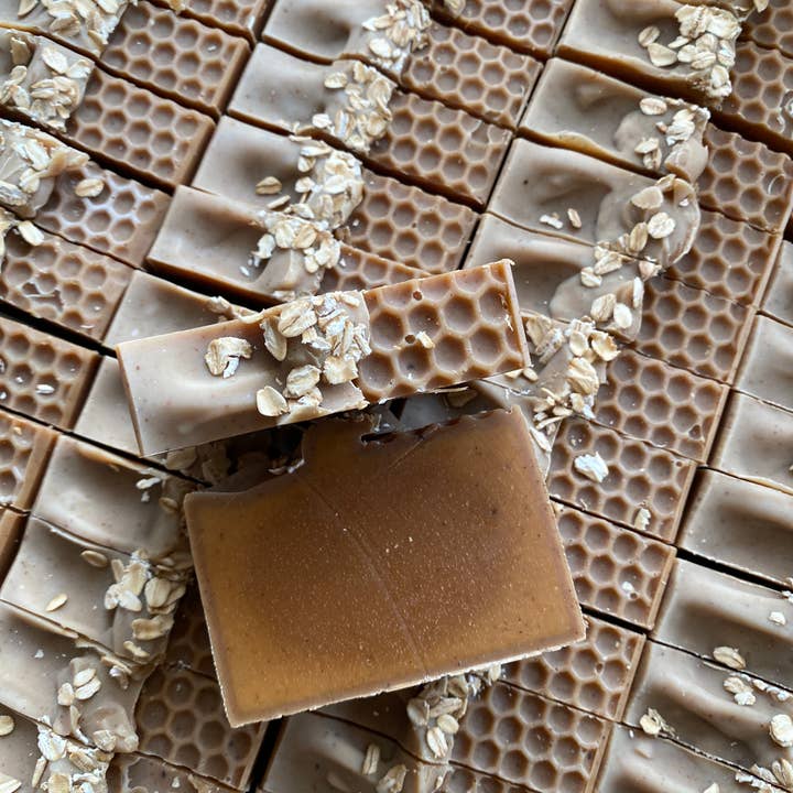 Natural Nourish - Wholesale Bar Soap - Milk Oats Honey and Cinnamon - Handmade Goat Milk Soap 2