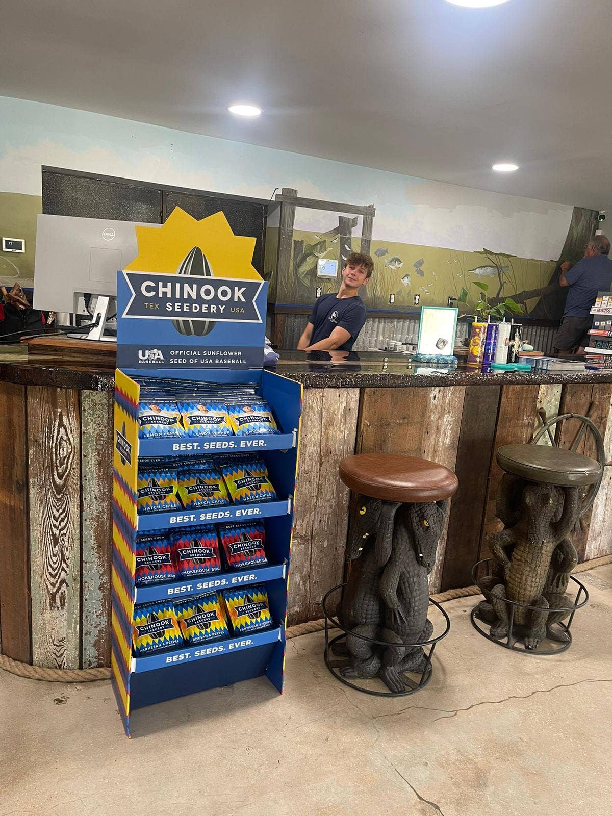 Chinook Seedery - Venta al por mayor Frutos secos - Pantalla de 72 quilates, 6 sabores1