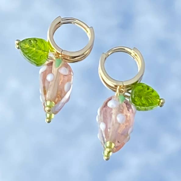 Strawberry Huggies for wholesale by Jean's Garden