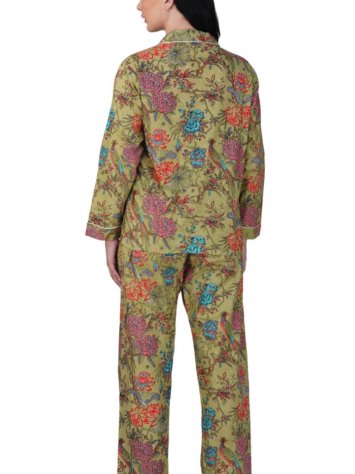 Purple Mohar – wholesale Sleepwear set – Women's – Jungle Majesty: 3-Piece Peacock Pajama Set4