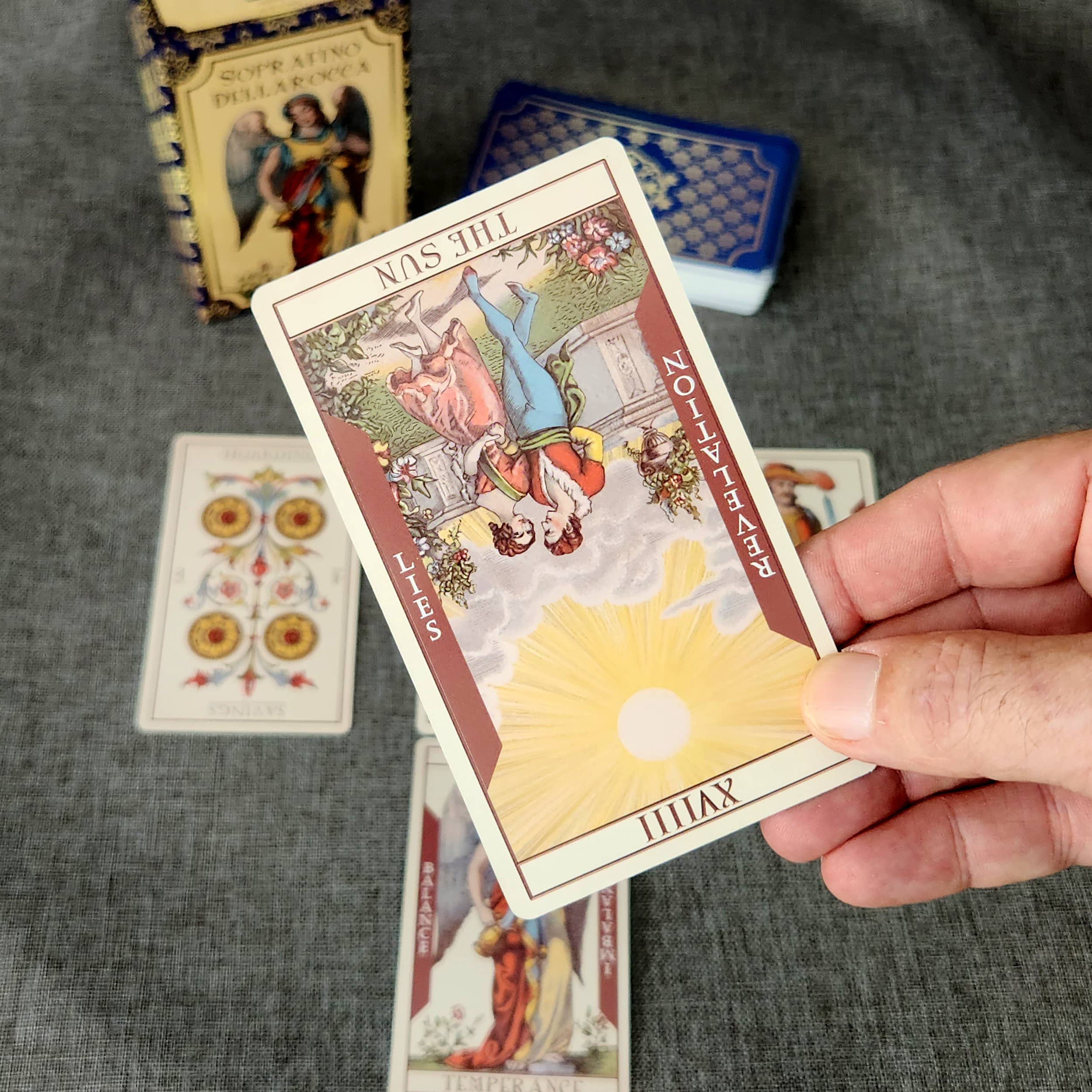 Da Brigh Tarot - Wholesale Tarot Cards - Soprafino Dellarocca Historical Tarot Cards Deck6