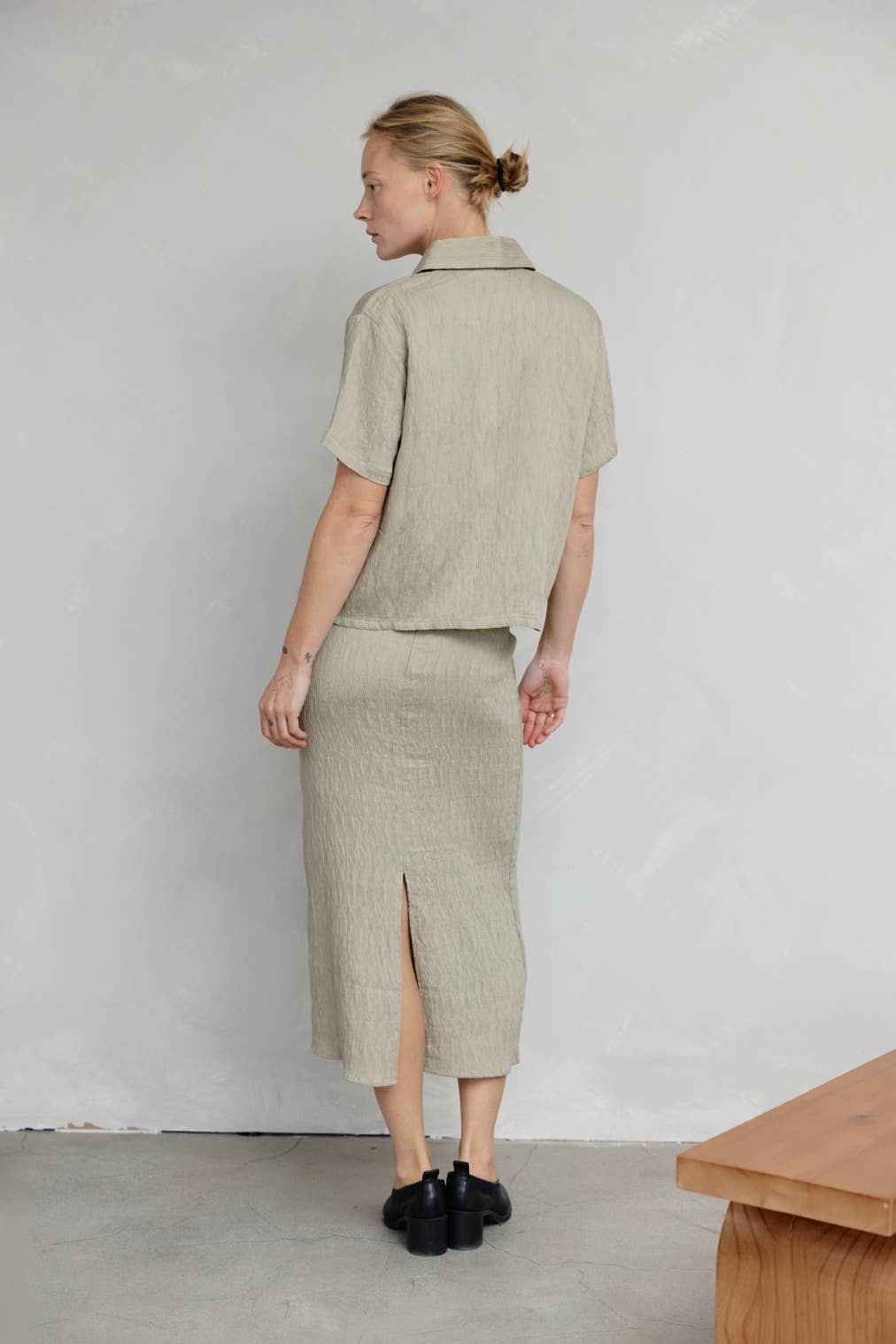 MOD REF – Camisa com botões no colarinho – Mulher por atacado – The Miranda Top | Topo com Botão Texturizado27