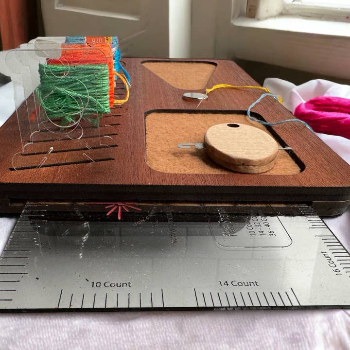 J&K Canfield Creations - Wholesale Embroidery/Cross Stitch Supplies - Needlework Project Organizer2