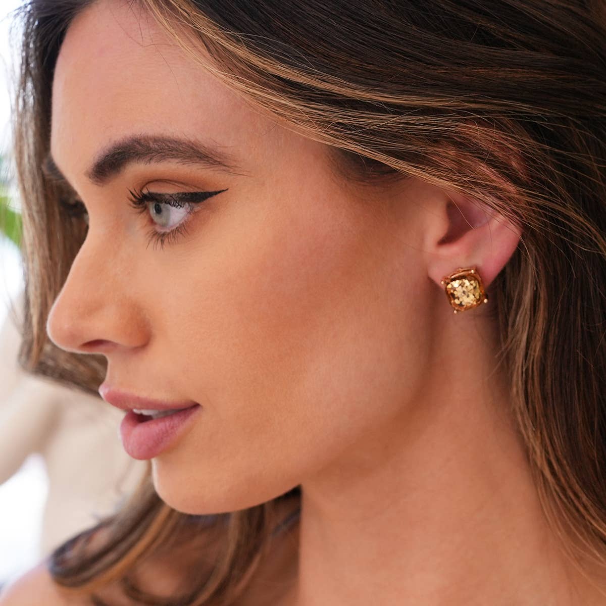 Loven x Mini Momo - Wholesale Knopjes/oorstekers - Glitter vierkante cushion-cut oorstekers set4