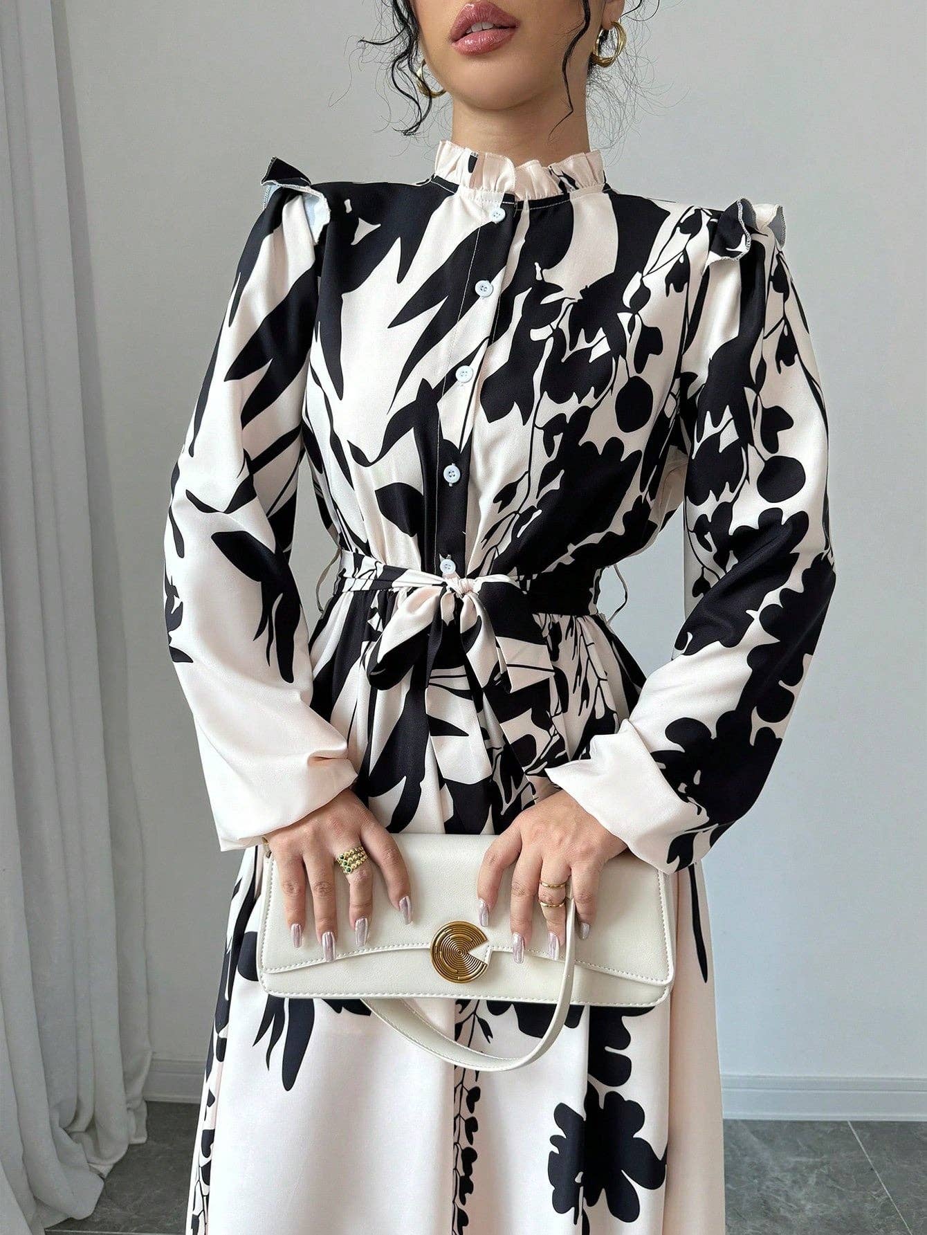 VividLux - Wholesale Dress - Women's - Long Sleeves Floral Printed Waist Cinched Maxi dress2