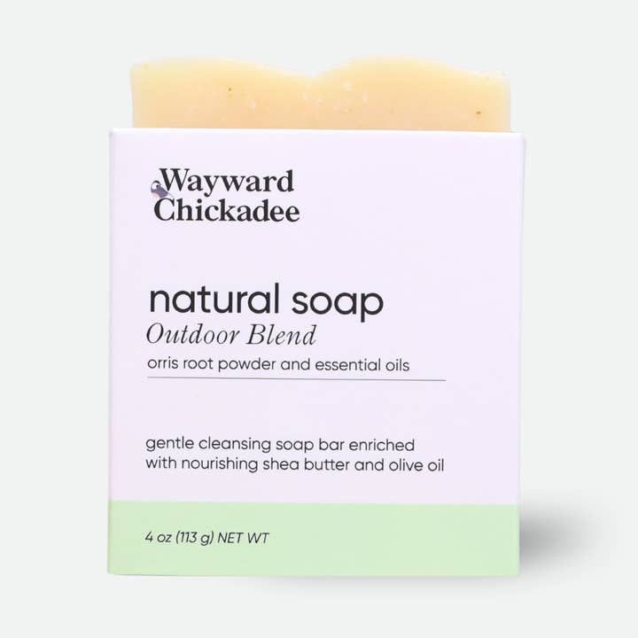 Buitenmengsel Zeep voor wholesale door Wayward Chickadee