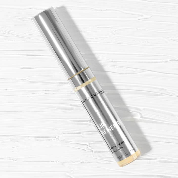 BENEFICI PER LE LABBRA. Plumper anti-età per la vendita all'ingrosso da parte di MERCULINE