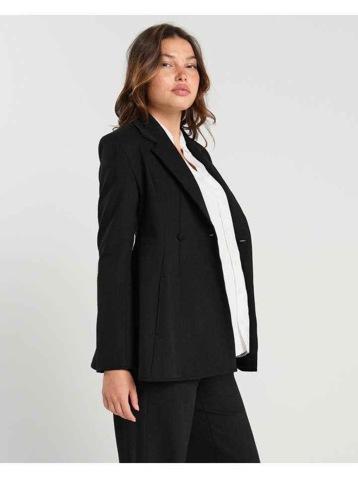 MARION – wholesale Outerwear – Maternity – Nathalie Maternity Blazer (Regular & Petite)
