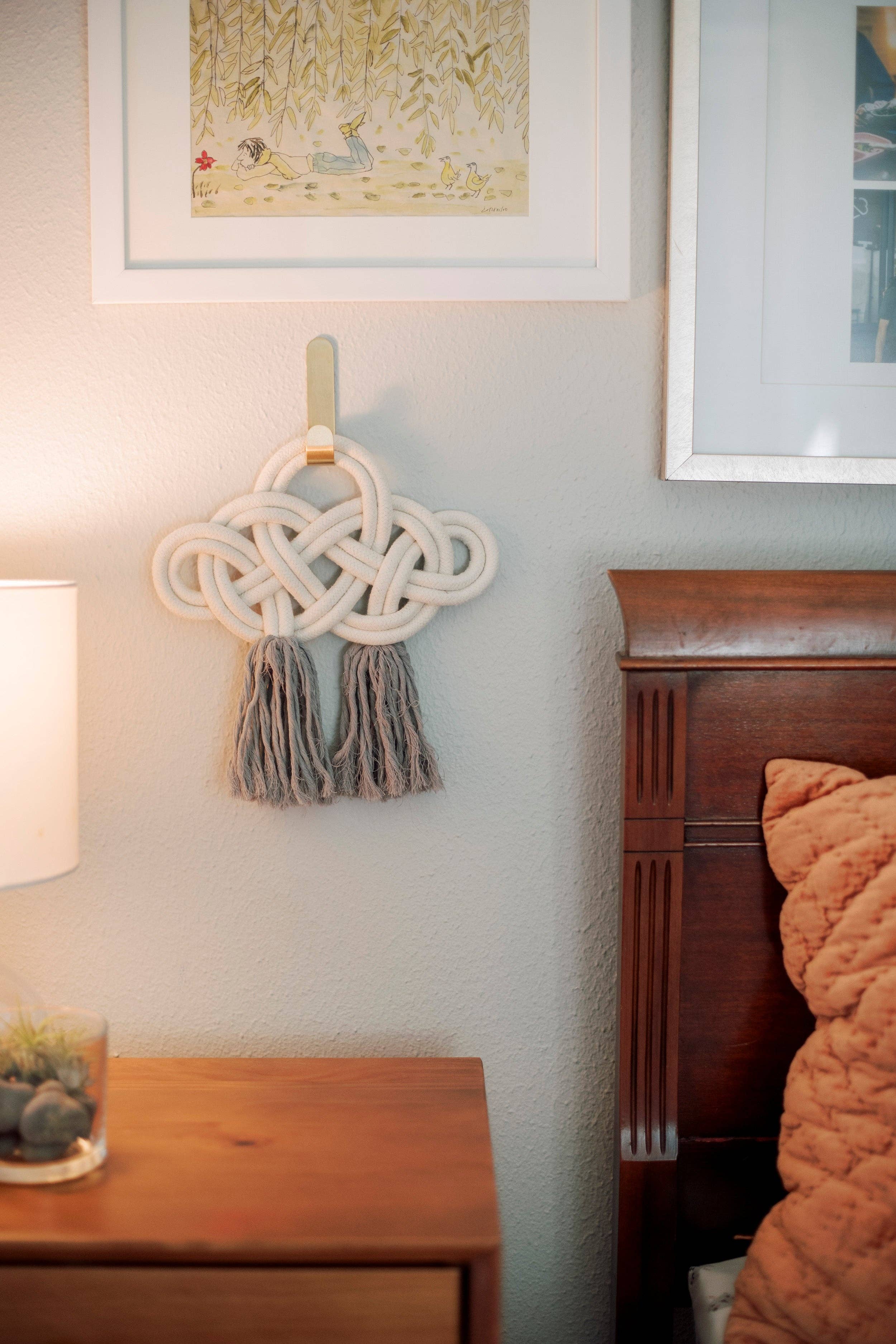 Starfish Project, Inc - Wholesale Retailer Sample - Home Decor - The Infinity Knot Blue Grey1