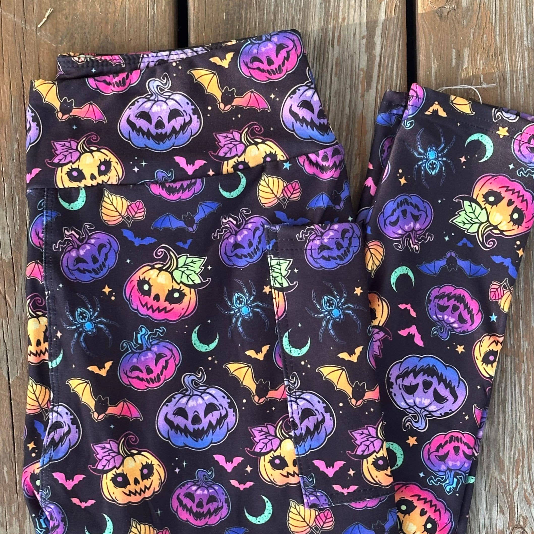Triple Goddess Boutique - Vendita all'ingrosso Leggings - Donna - Leggings per Halloween, leggings da strega, Jack O Lantern, 7