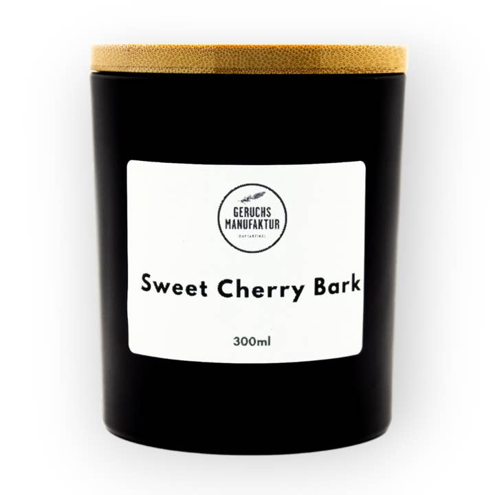 Sweet Cherry Bark Premium Scented Candle for wholesale by Geruchsmanufaktur
