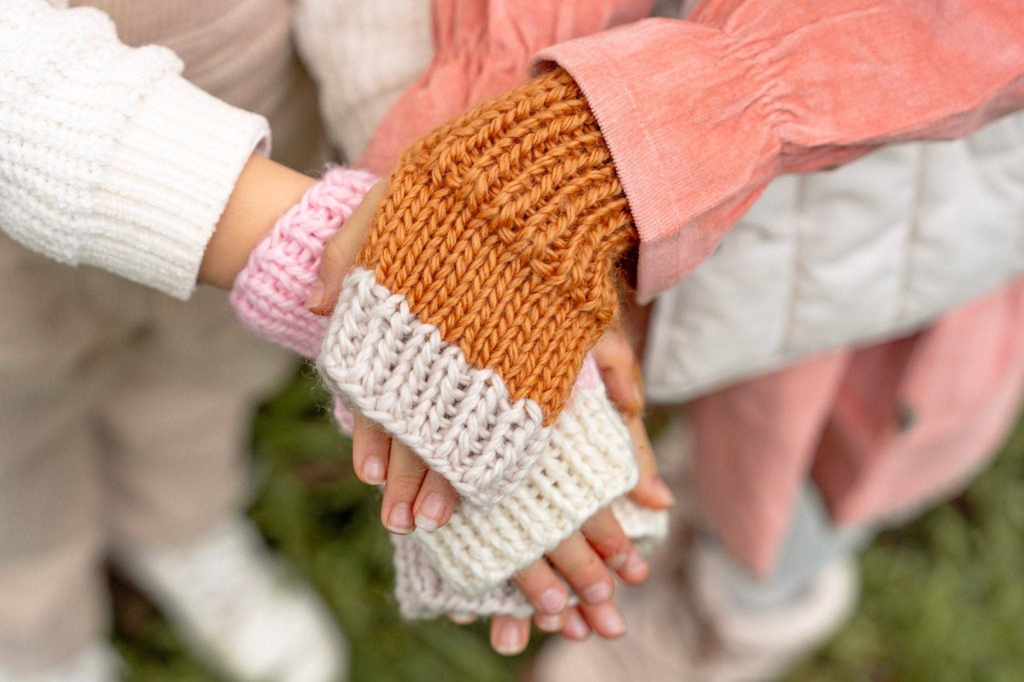 Acorn Kids - Wholesale Mittens - Kids - Bjorn Mittens Caramel2