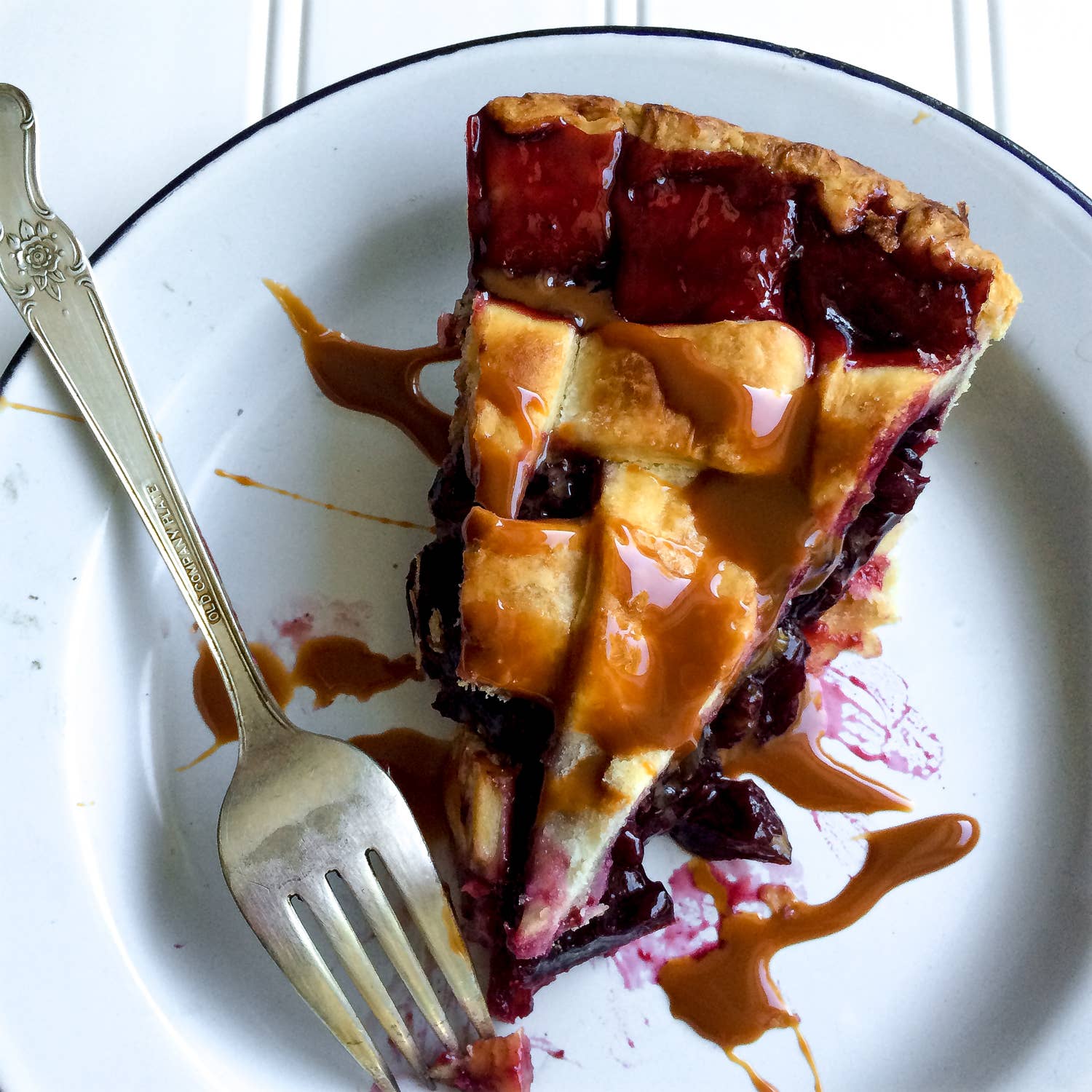 Fat Toad Farm - Wholesale Caramel Sauce - 2oz Vanilla Bean Goat's Milk Caramel3