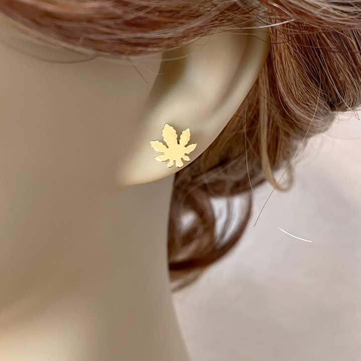 Gold Weed Stud Earring - minimalist dainty cannabis for wholesale by Smokies Toke Couture
