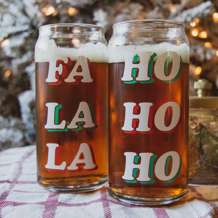 Ho Ho Ho + Fa La La 20 oz. Verres à bière pour la vente par Butler Design Co.