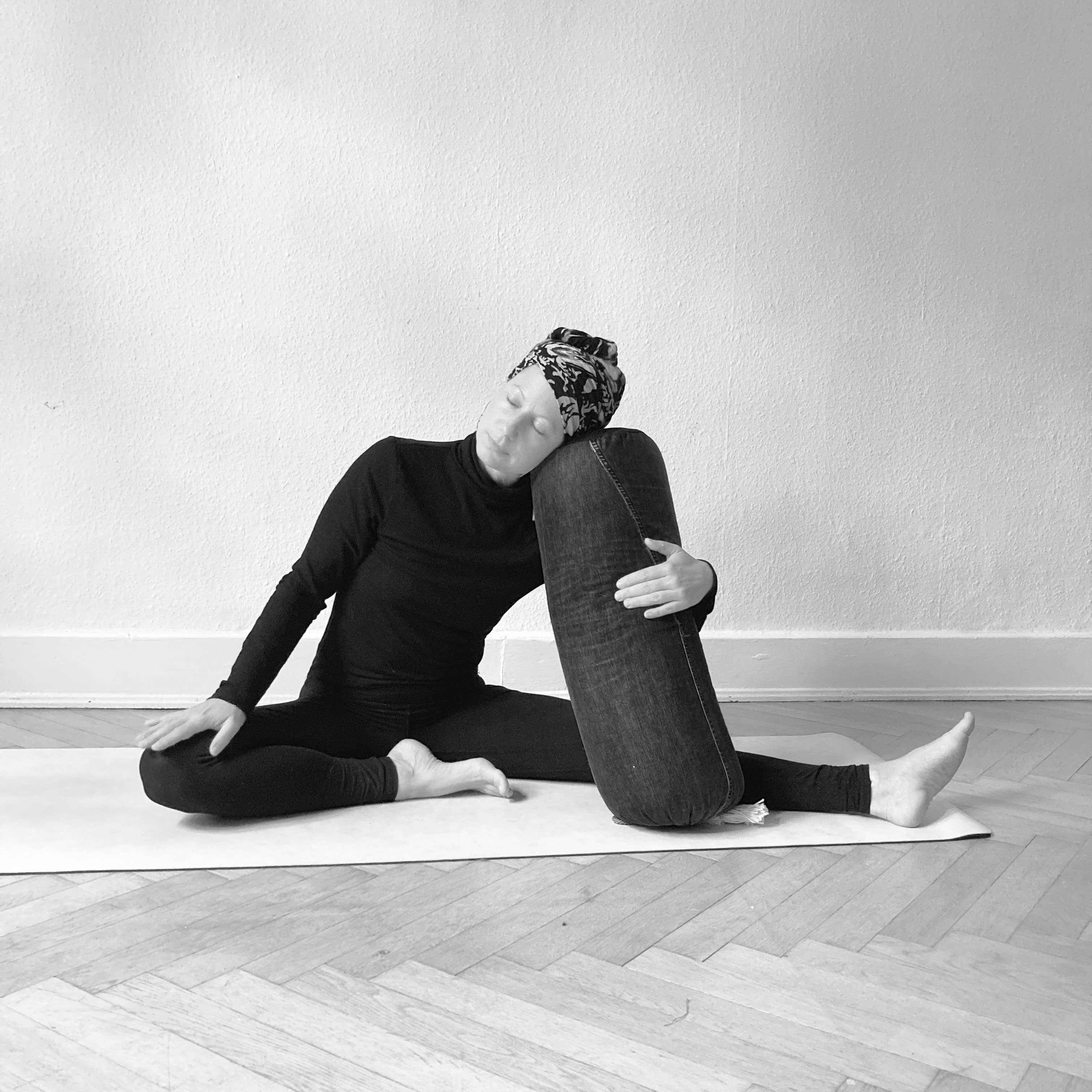 reinc. - Wholesale Yoga Block/Bolster - Organic yoga bolster large, denim, recycled7