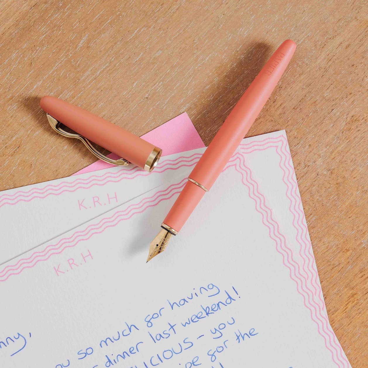 Papier UK – wholesale Pen – Wave Fountain Pen5