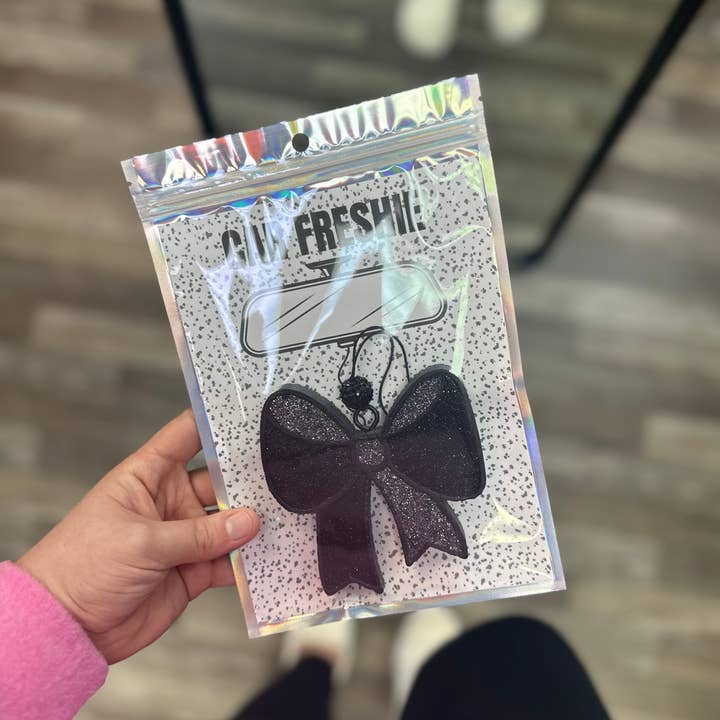 Rustic Wagon Wholesale - Wholesale Car Freshener - Women's - Bow (Black + Gray) || Car Freshie1