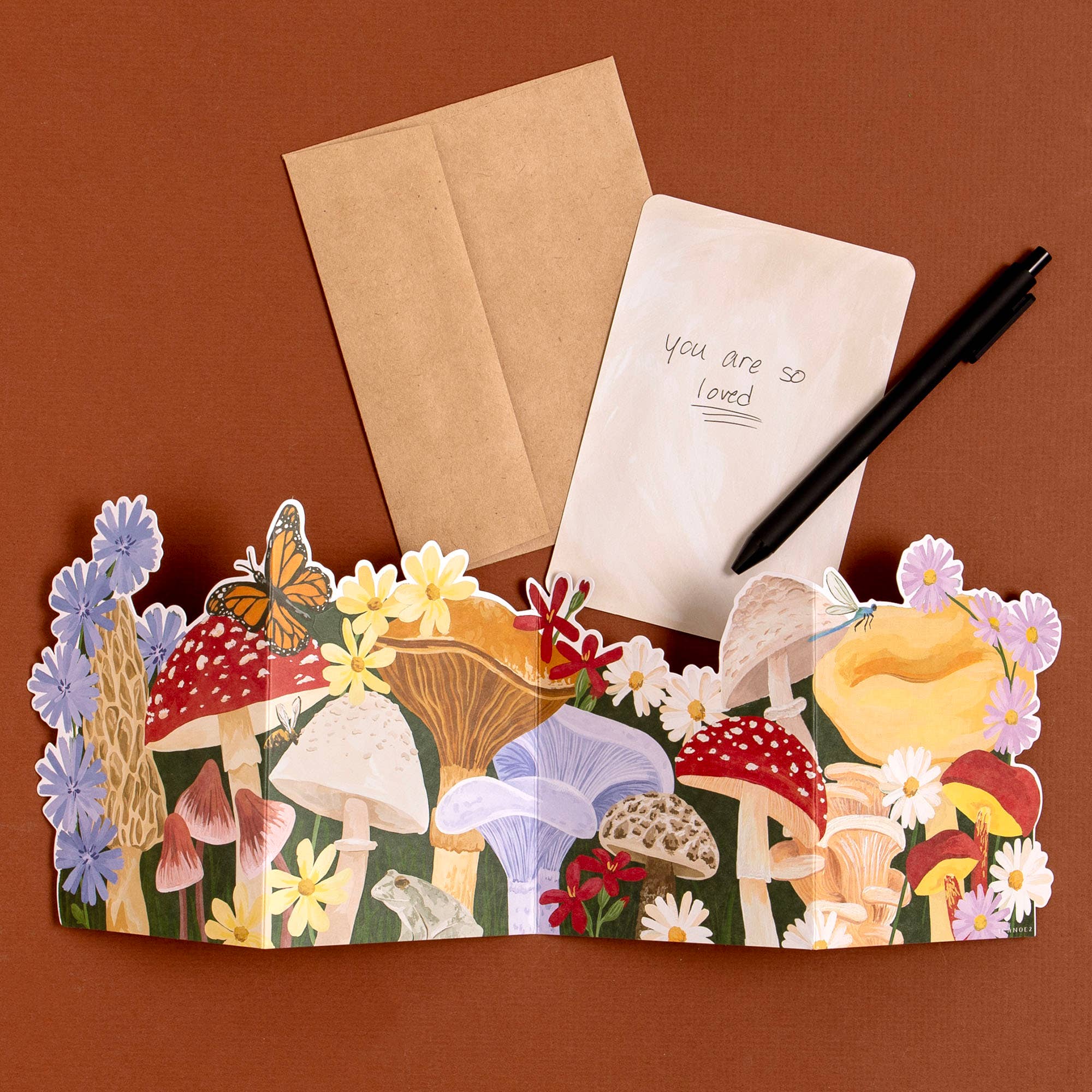 1canoe2 | One Canoe Two Paper Co. - Vente Carte de vœux classique - Carte de vœux accordéon Champignons du sous-bois0