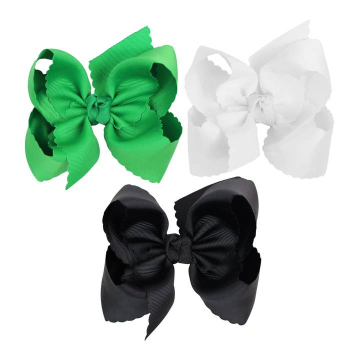 NŒUD À BORDS FESTONNÉS pour la vente par Beyond Creations, LLC