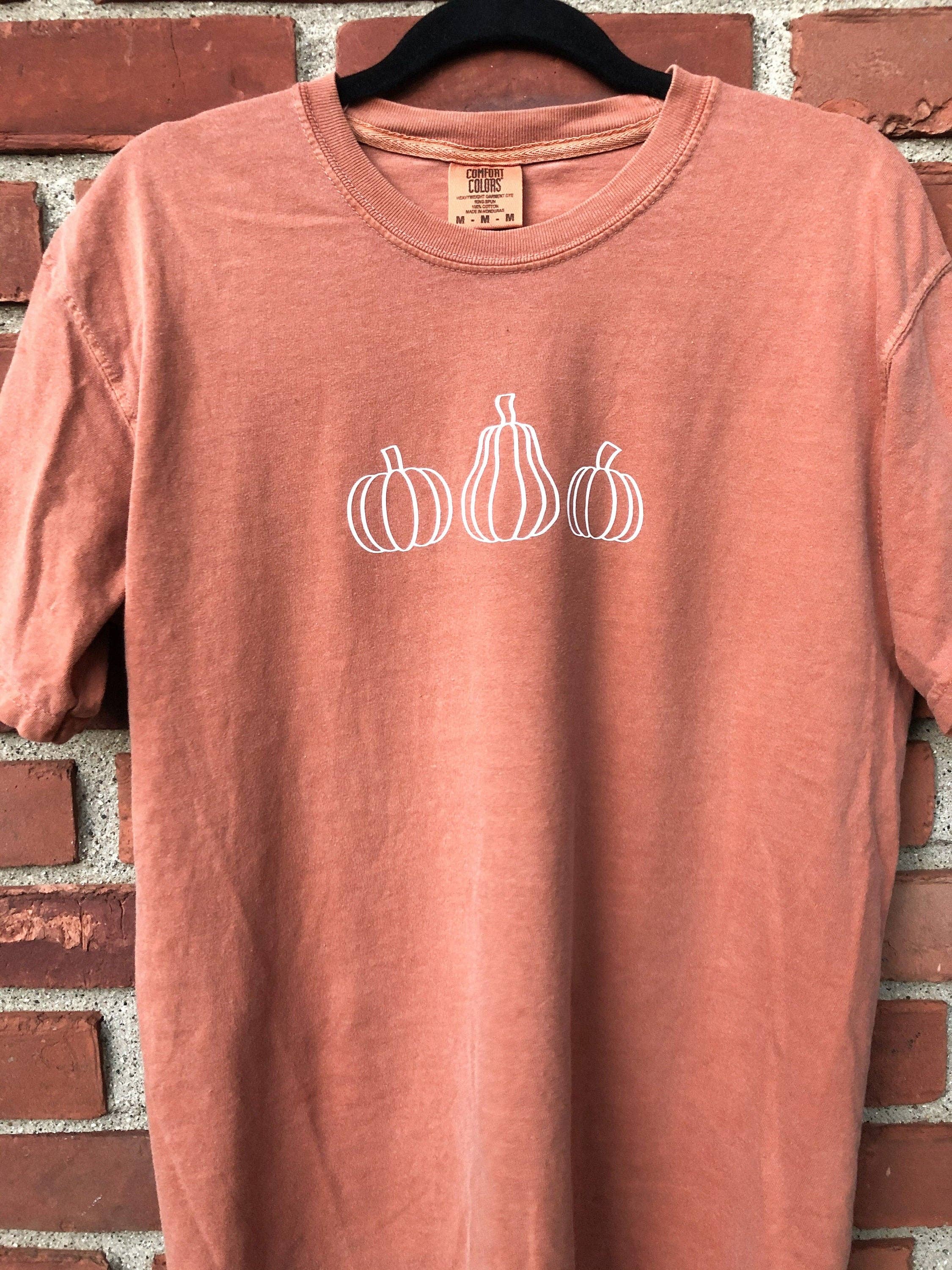 Molly Louise Shop – wholesale T-shirt – women's – Pumpkin T-Shirt l Fall T-Shirt l Autumn T-Shirt l Halloween T-Shirt2