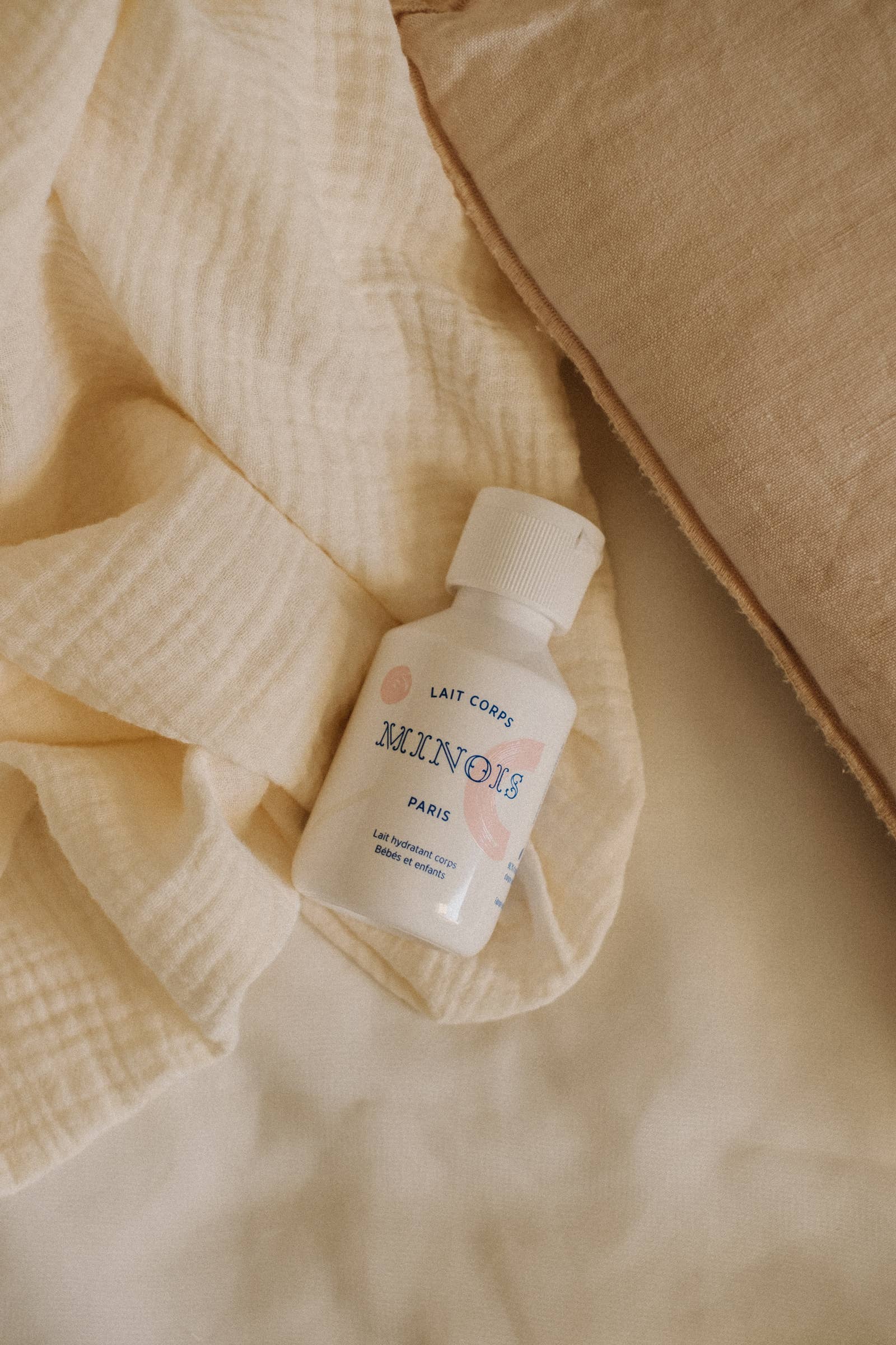 Minois Paris - Wholesale Body Cream/Lotion - Body Milk - Travel Size
Moisturizing body milk1