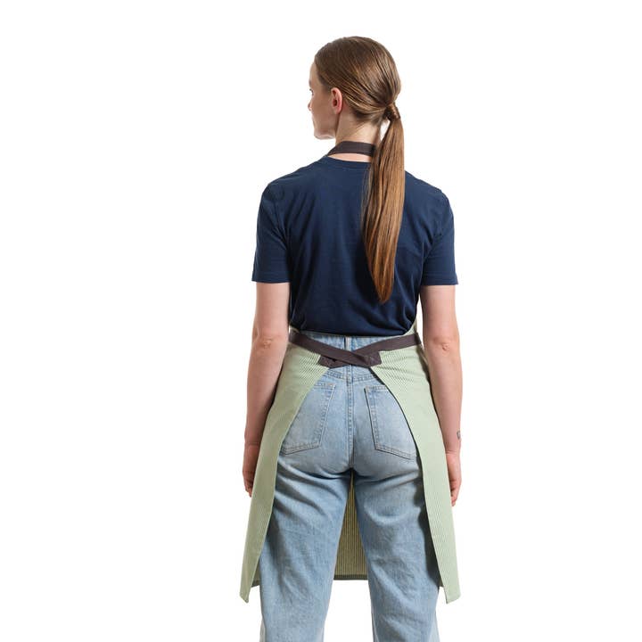 MEEMA - Wholesale Apron - Bib Apron with Pockets – Upcycled Cotton, Adjustable Fit17