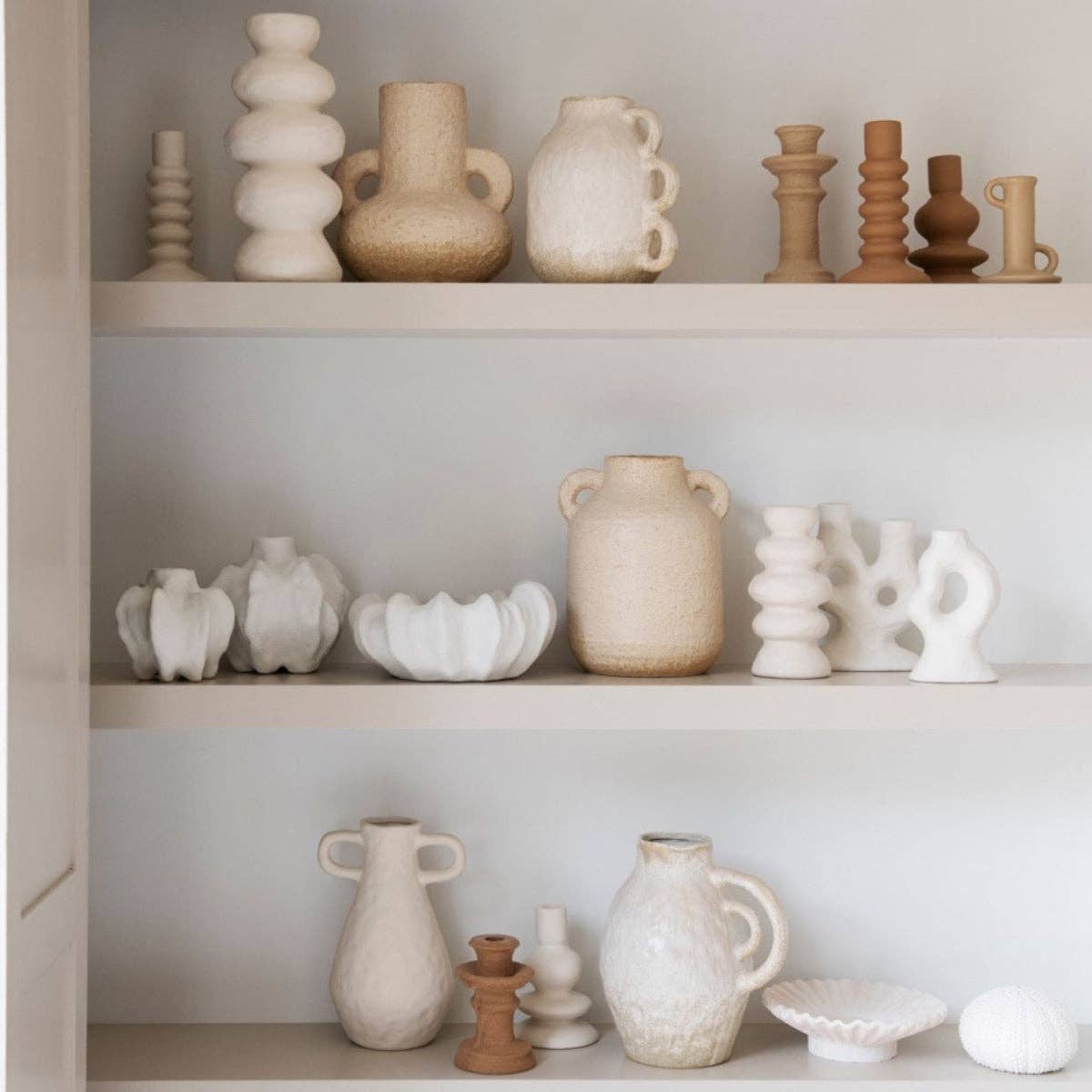 Andrea House - Wholesale Vase - Beige ceramic vase Sicily3