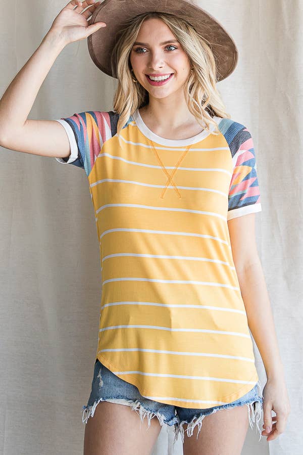 7th Ray – Engroshandel T-shirt – til kvinder – Casual Stribet Aztec Raglan Kortærmet T-shirt T41224