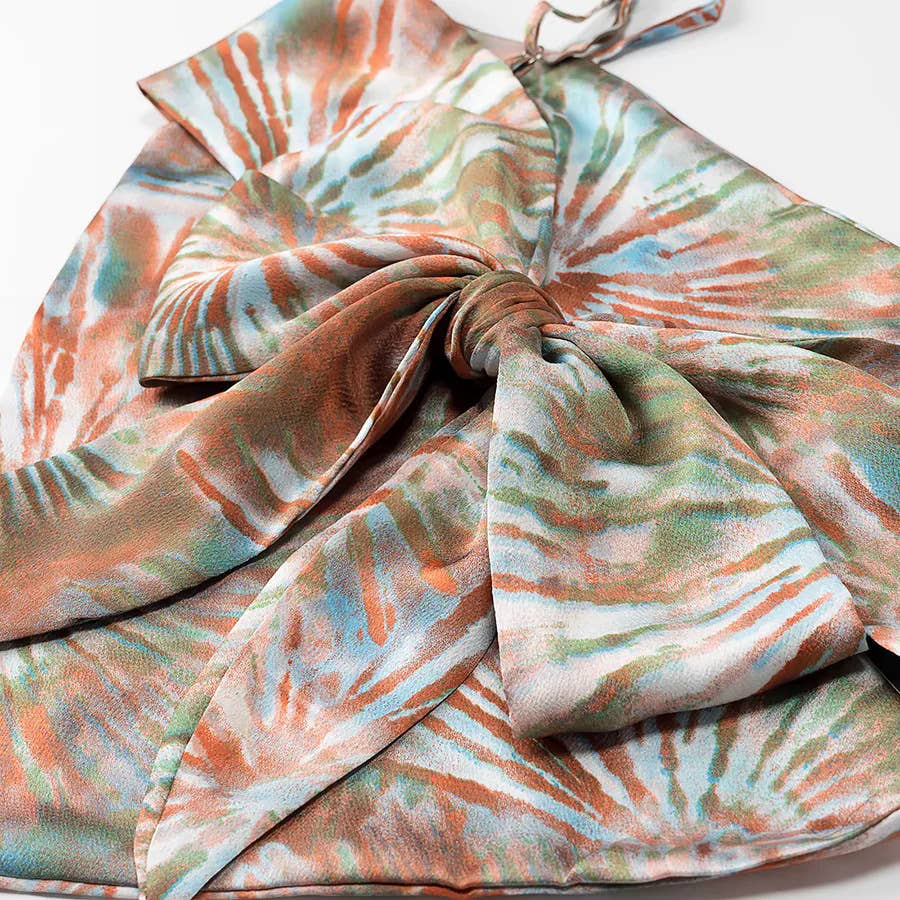 Rosa Clothing - Wholesale Camisole - Women's - Silk Vintage Print Backless Lace-Up Cropped Camisole Top17