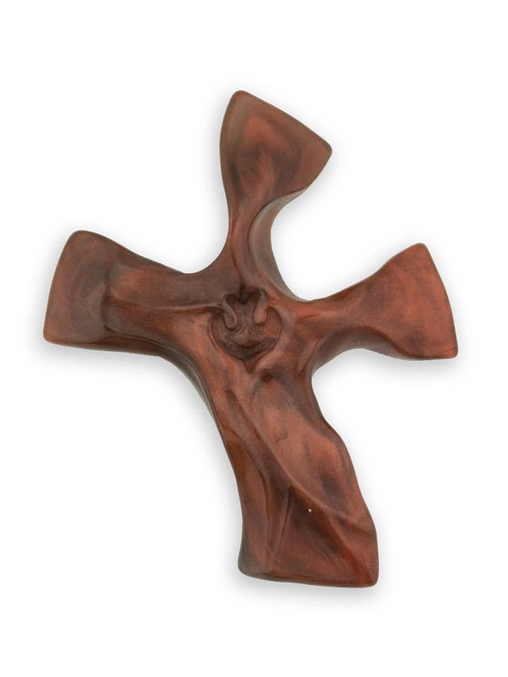 Croix accrochée pour la vente par Village Gift Importers