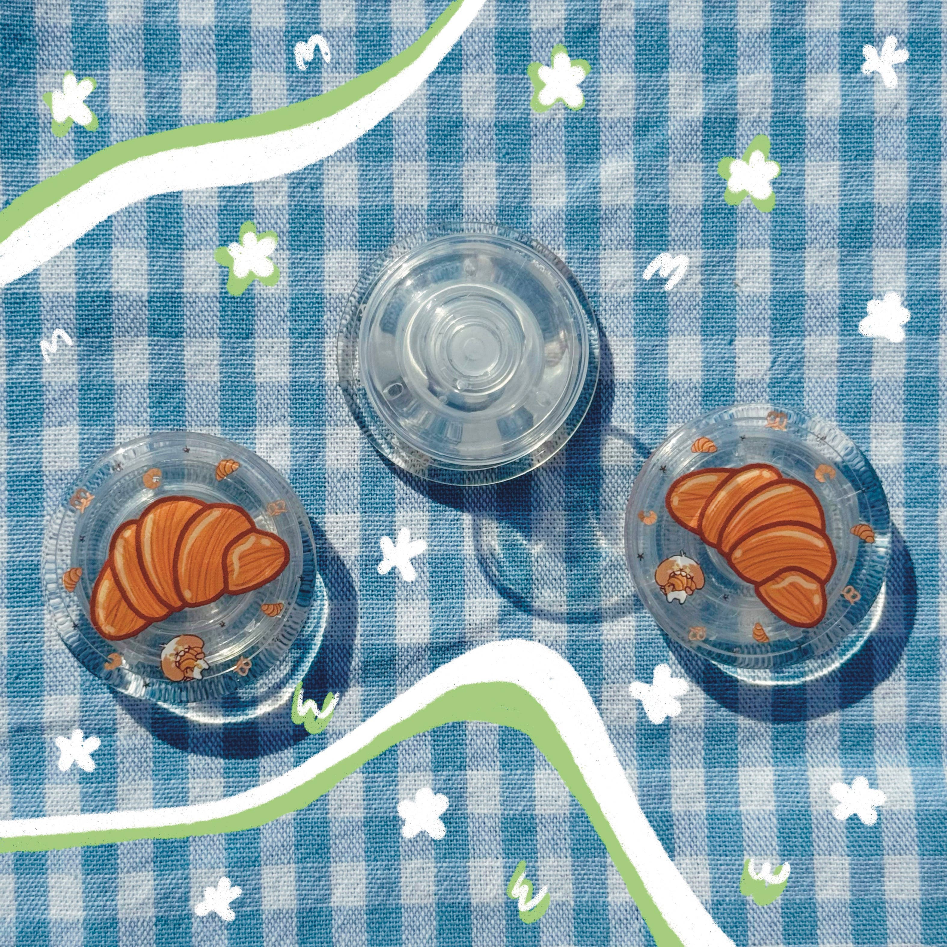 Croissant Phone Grip for wholesale by Banh.ni