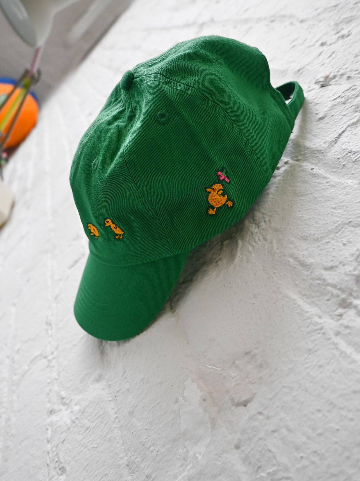 Natali Koromoto – Großhandel Basecap – Damen – „Kein Quacksalber bleibt zurück“ Cap11