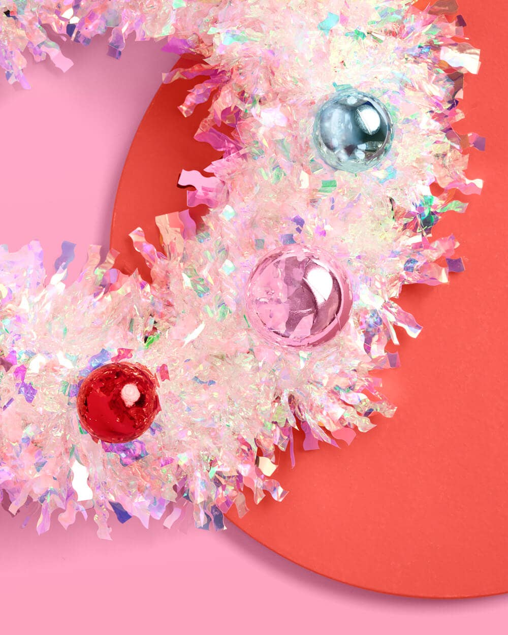 xo, Fetti - Vente Couronne - Une couronne de Noël blanche - mini-couronne blanche irisée1