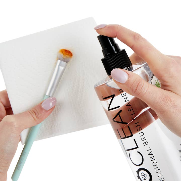 ISOCLEAN – wholesale Makeup brush cleaner – ISOCLEAN Professional Brush Cleaner (Spray Top)3